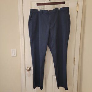 Gap Pants Mens 42x31 Navy Blue Lived In Slim Khaki Soft Twill Trousers NWOT NEW